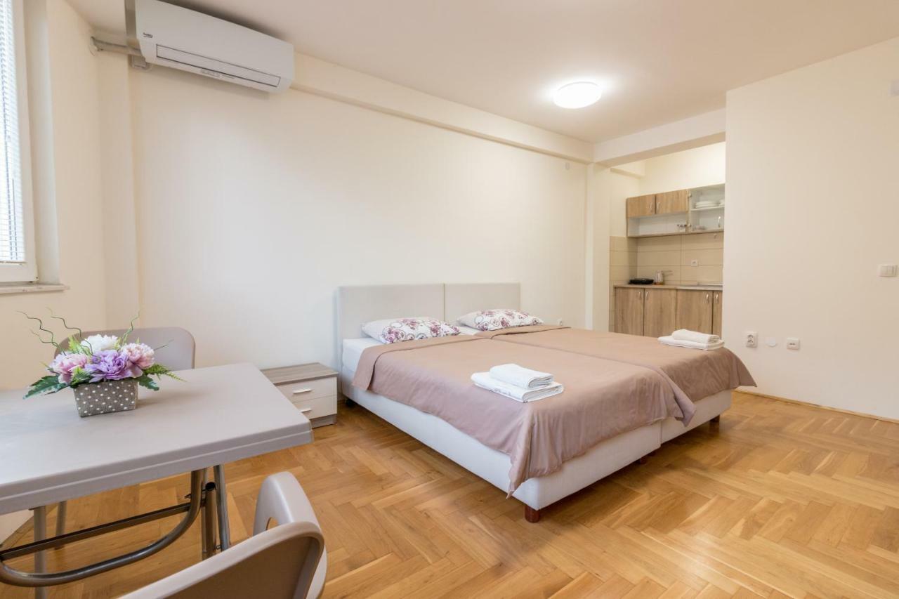Comfy Apartments-Ohrid Buitenkant foto